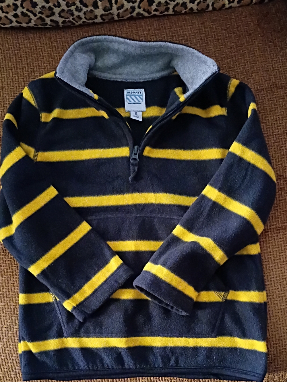 Old Navy Boys Gray and Yellow Striped Half-Zip Fleece Cute Soft Pullover
